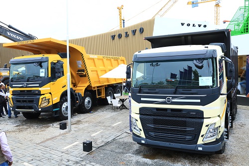 VOLVO TRUCKS INDIA SHOWCASES VOLVO FMX 500 OFF-ROAD DUMP TRUCK AND